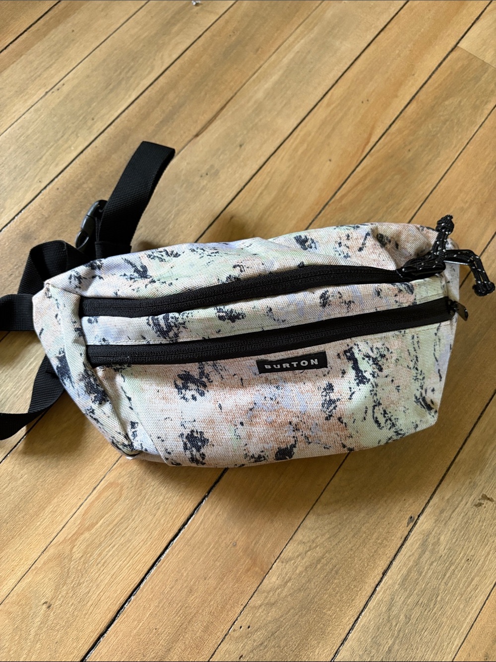 Burton Marble-Print Hip Pack with Black Trim